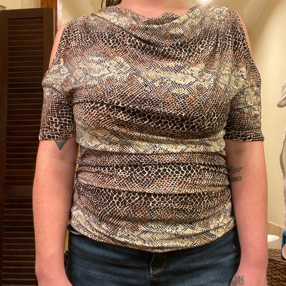 Women’s blouse
